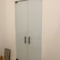 room divider pivot doors